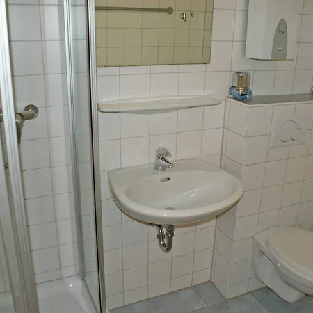 Ferienwohnung Mit Hafen Und Seeblick 180 M Bis Zum Strand